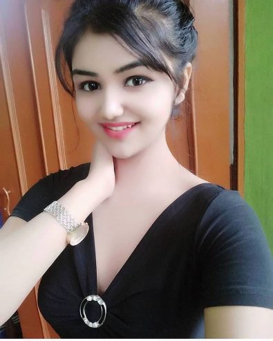 Call Girls in Chirag Delhi