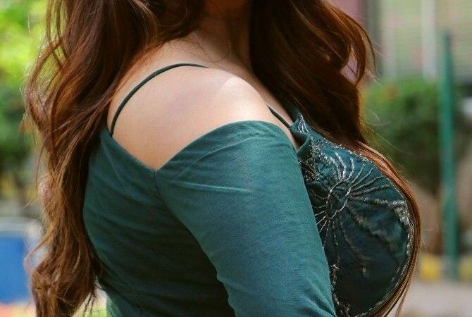 SHOT 1500 NIGHT 6000 Call Girls In Mg Road Gurgaon 981117387