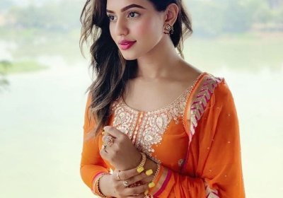 Beautiful-Indian-Girl-1
